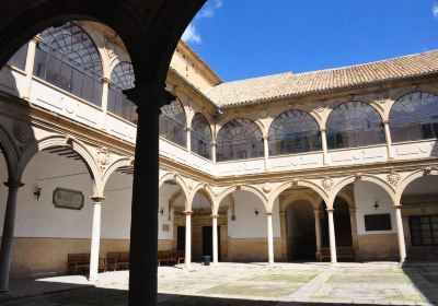 Antigua Universidad De Baeza