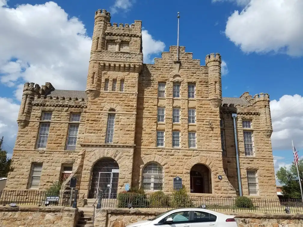 Hotels near Brown County Museum of History