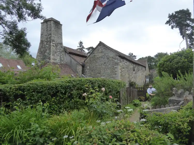 Hotels near Avon Riverside Station (Avon Valley Railway)
