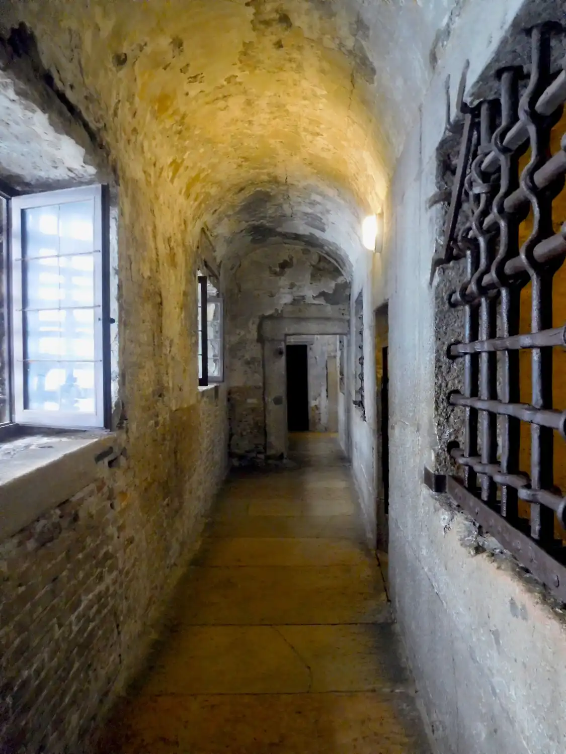 プラッツォ・デレ・プリジオーニ周辺のホテル