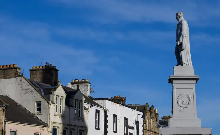 Hotels near Sir Walter Scott's Courtroom