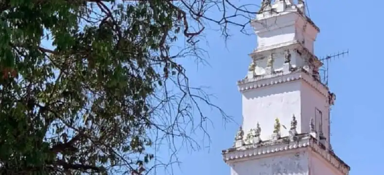 โรงแรมในตำบล ลี้