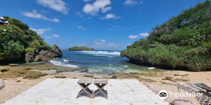 Slili Beach