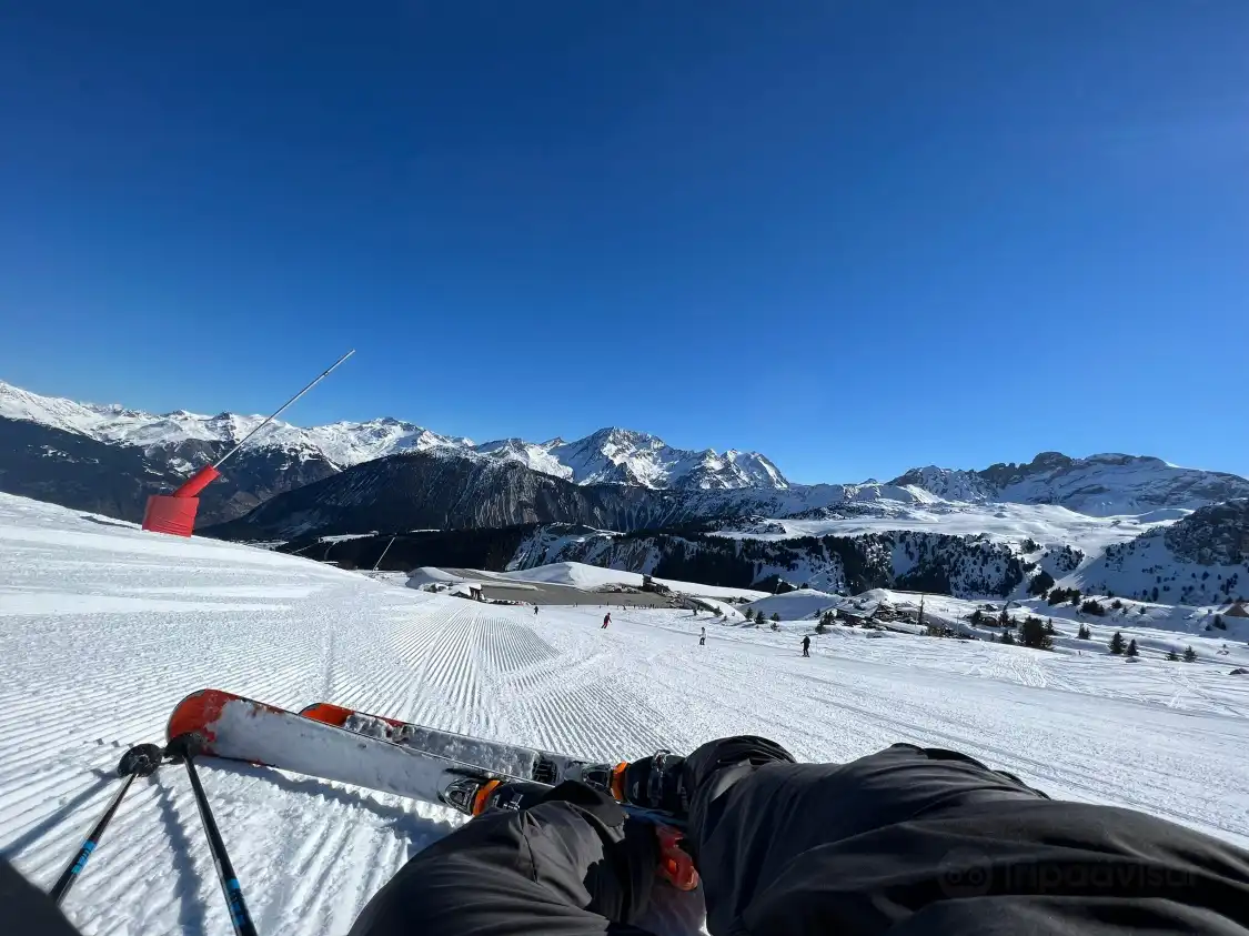 Hotels near Ski School Snow D'light