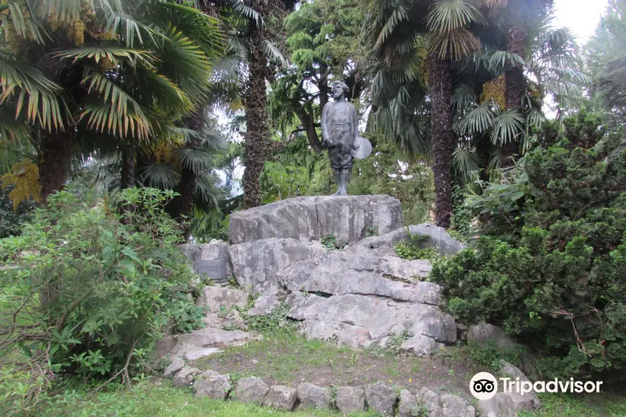 Monumento a Giovanni Segantini