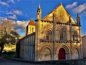 Eglise Saint Hilaire