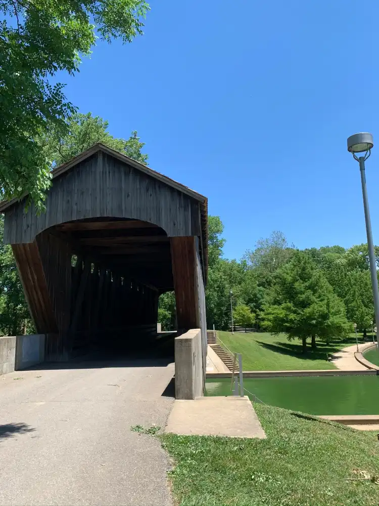 Hotels near Mill Race Park