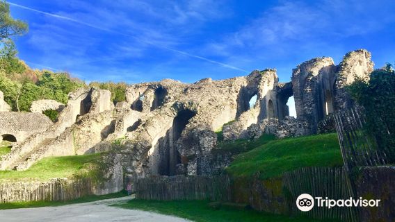 Amphitheatre de Saintes