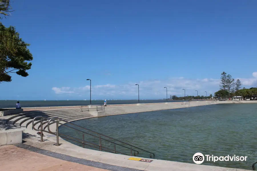 Wynnum Esplanade