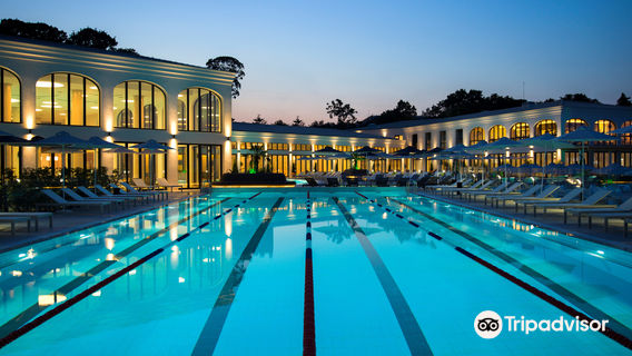 Аquahouse Thermal & Beach