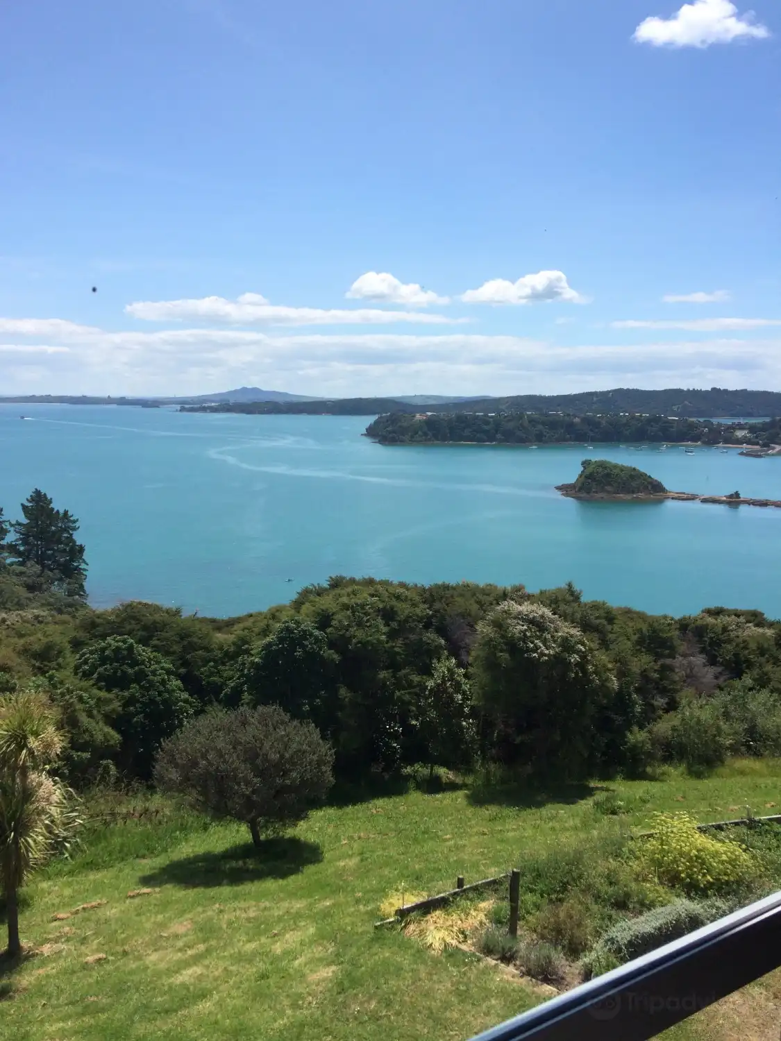 Hotels near Te Whau Garden and Gallery
