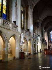 Église catholique Saint-Jean-Baptiste pro-cathédrale d’Arras