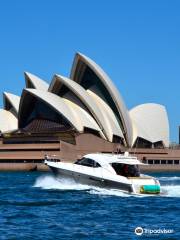 Sydney Harbour Hop-on Hop-off Cruise