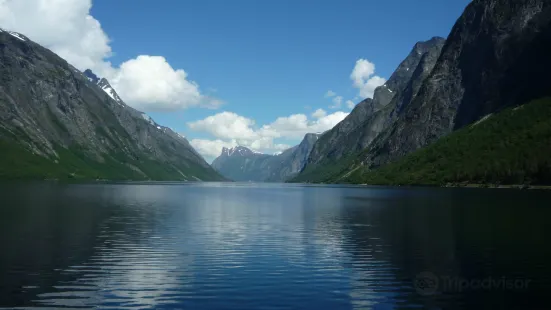 Contrast Adventure Norway AS