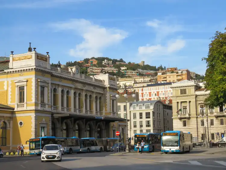 Hotels near Trieste Centrale Railway Station