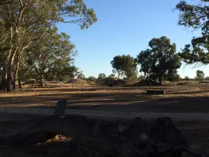 Black Cockatoo Bush Camp Hiking Trails