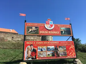 Hrad a zamek Dolni Kounice