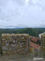 Vue panoramique de la tour de Chambles