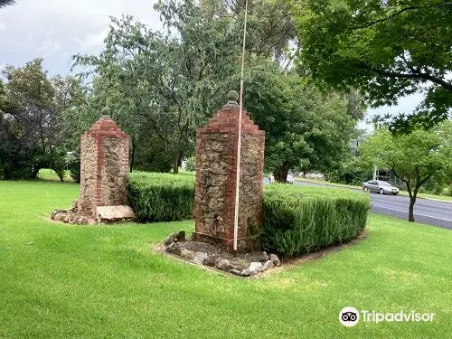 Cowra Garrison Gates