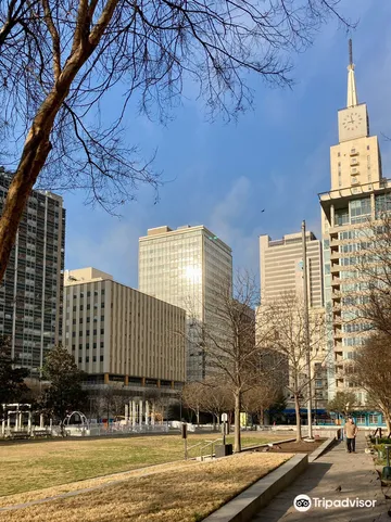 1_Main Street Garden