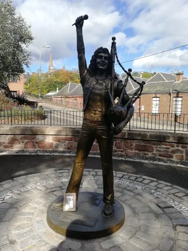 Bon Scott Statue