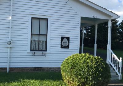 Tennessee Ernie Ford Birthplace