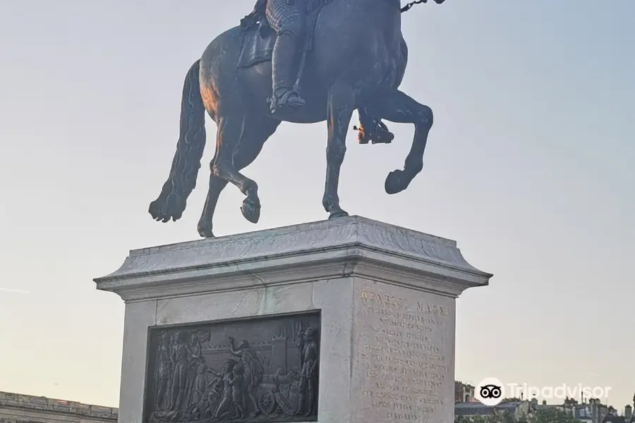 Equestrian Statue of Henri IV