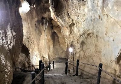 Furen Limestone Cavern