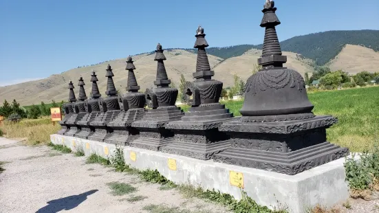 Garden of One Thousand Buddhas