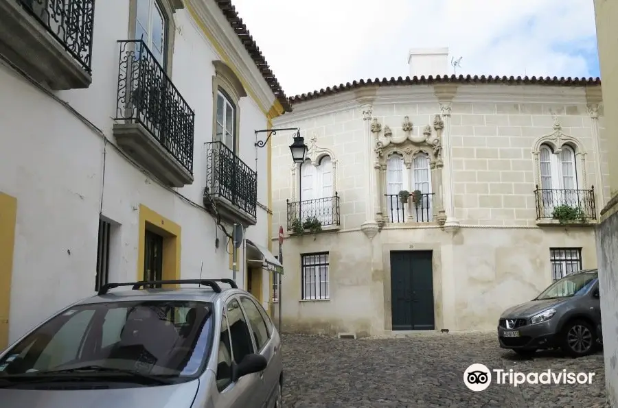 Casa de Garcia de Resende