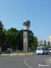 Памятник О.М. Генкиной