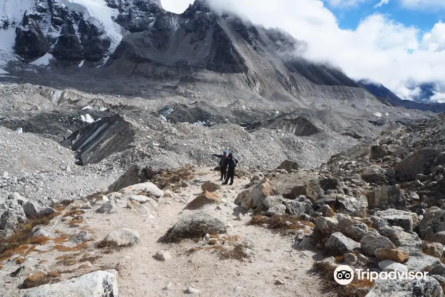 Khumbu Adventures Trekking & Expedition.