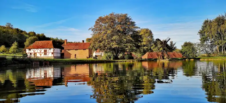 Hotels in Singleton