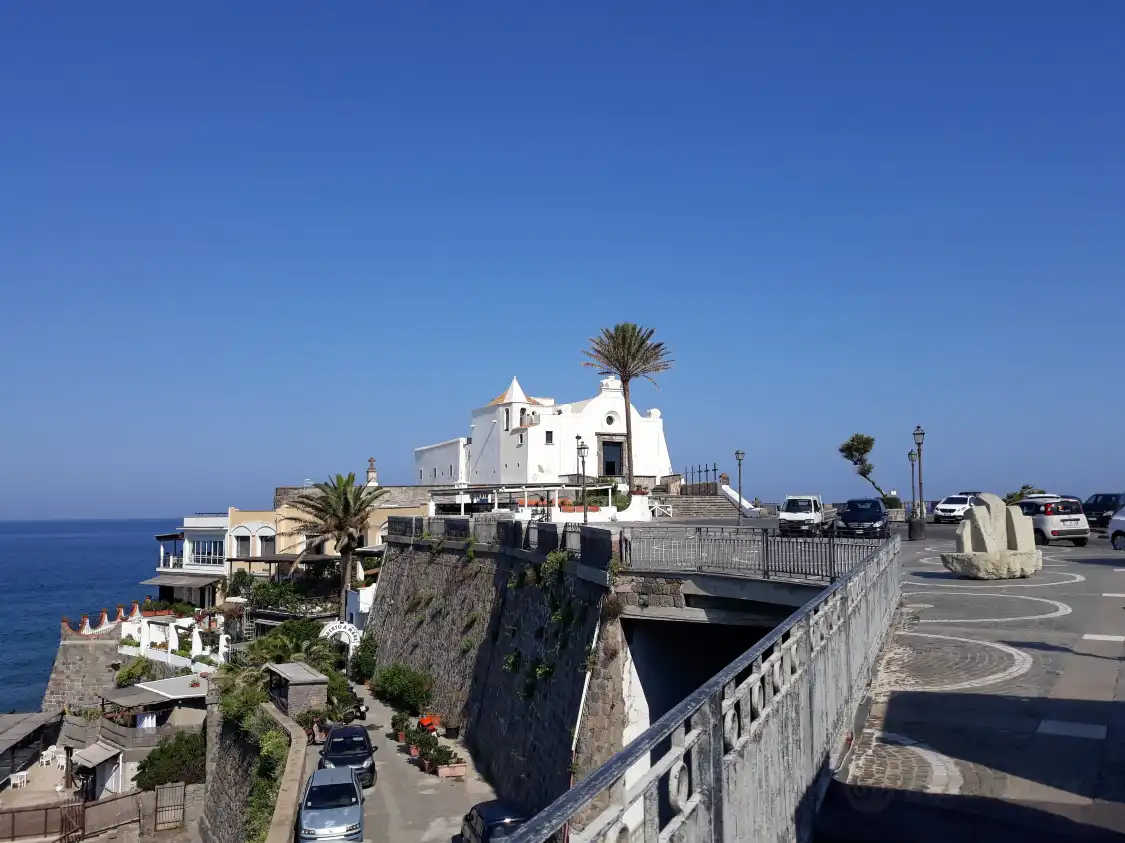 Hotel in zona Chiesa del Soccorso