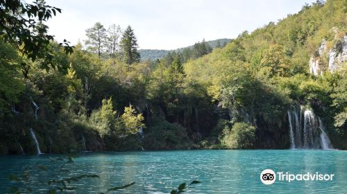 Kaluderovac Lake