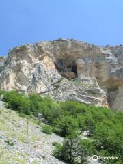 Grotta del Cavallone