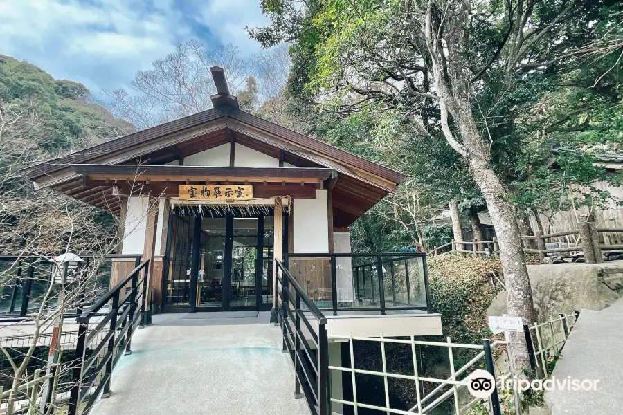 Shikaumi Shrine