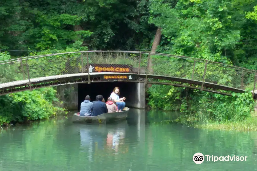 Spook Cave: Underground Boat Tour