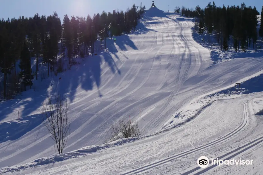 歐納斯山滑雪場