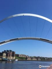 Gateshead Millennium Bridge