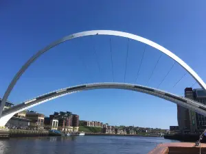 Gateshead Millennium Bridge