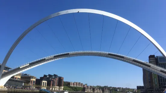 Gateshead Millennium Bridge