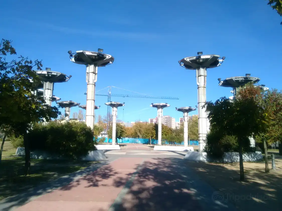 Hotels near Parque de Las Comunidades