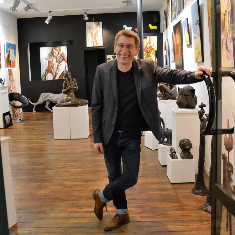 Hotels near Galerie d'Art du Passage