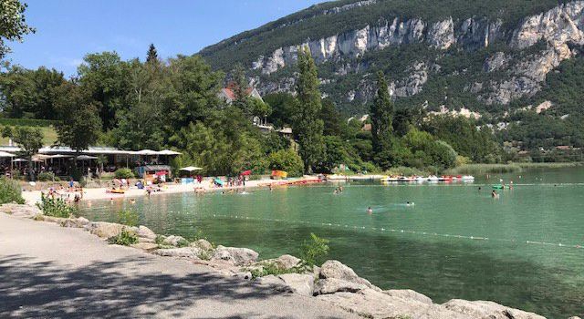 Beach CHATILLON