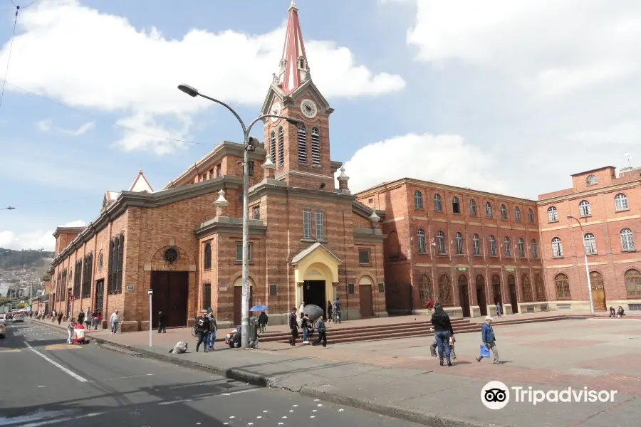 Divine Child Parish Sanctuary