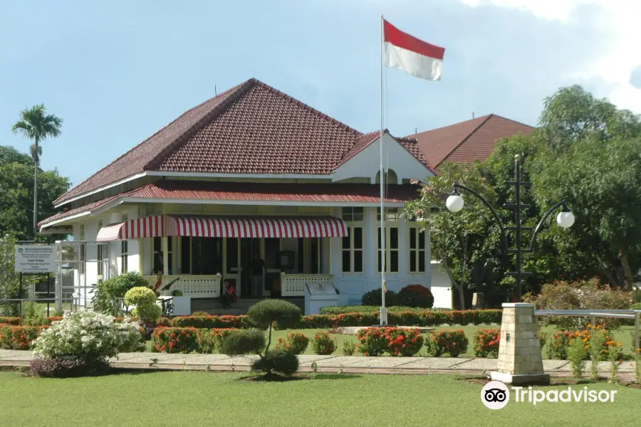 Rumah Pengasingan Bung Karno