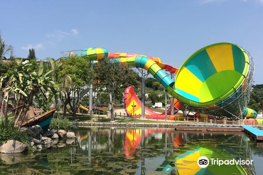 Six Flags Hurricane Harbor Oaxtepec