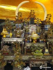 Wat Phra Non Chak Si Worawihan