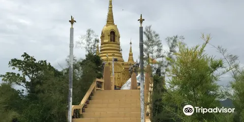 Wat Tham Khao Noi